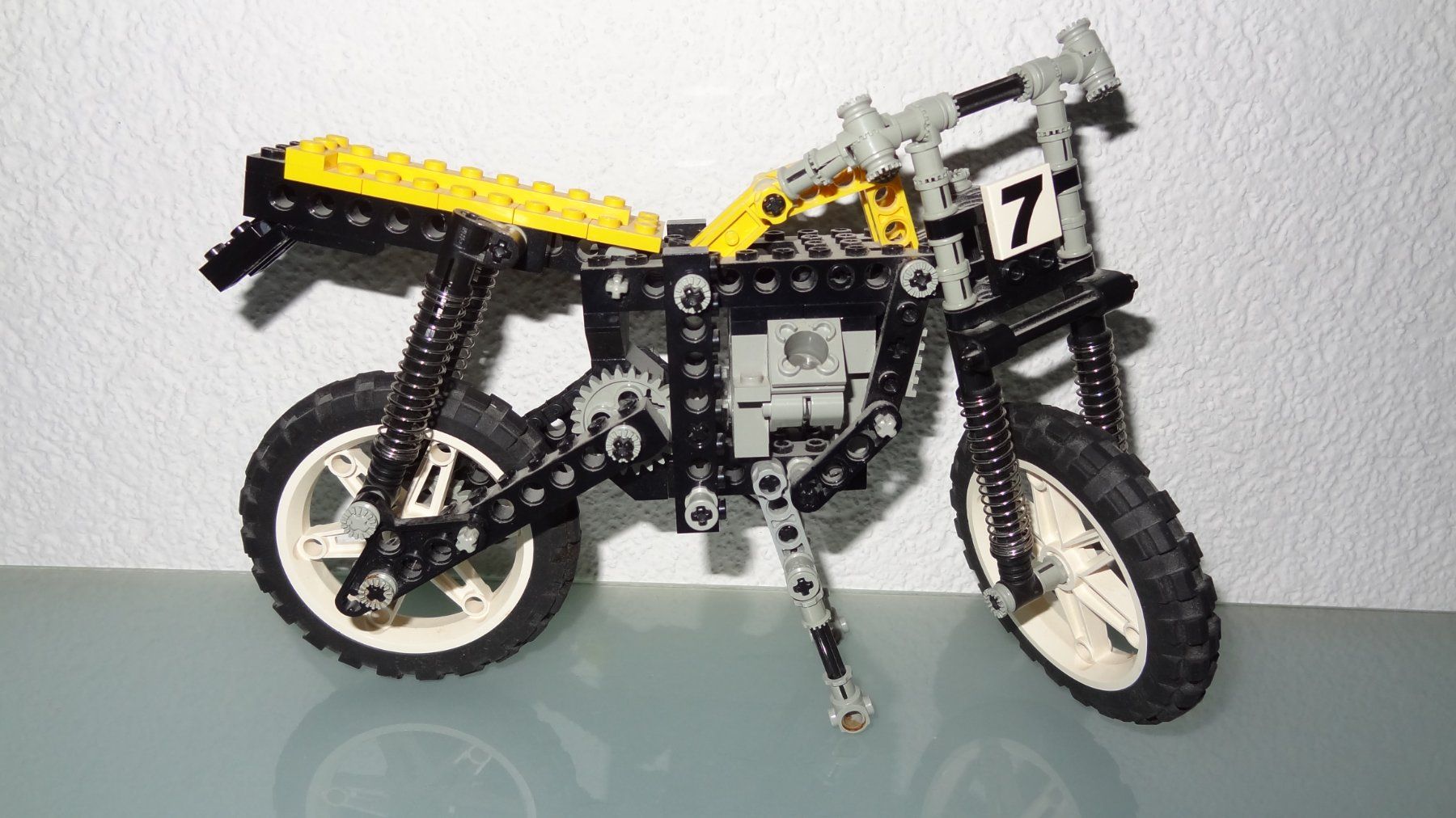Lego Giocattoli: Lego Technic Schock-Zyklus von 1991 – Usato da Winterthur venduto da Blueedition 1