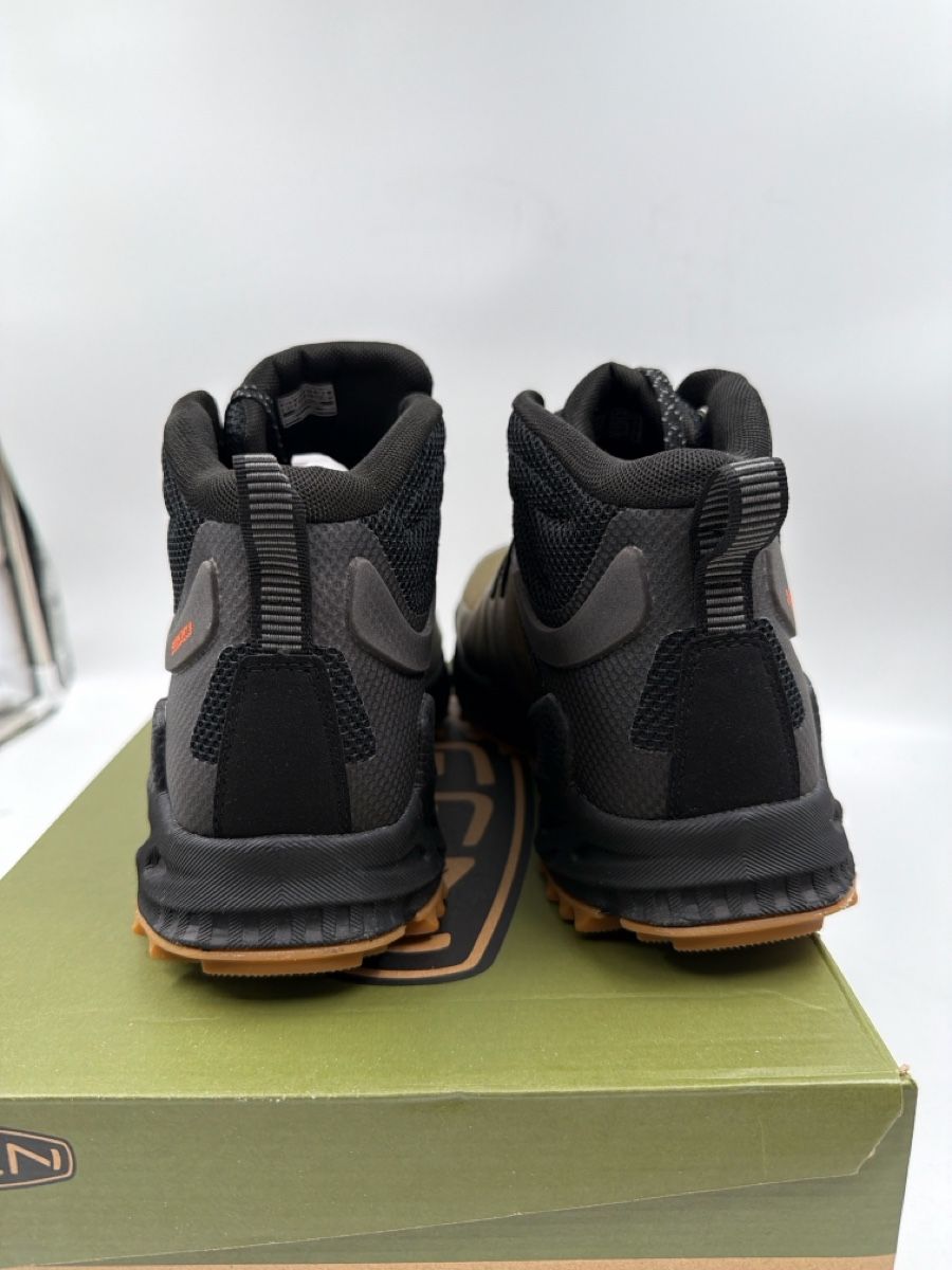 Keen Scarpe da uomo: Wanderschuhe Keen Zionic Mid WP Grösse 42.5 neu – Nuovo e nell'imballaggio originale da Sirnach venduto da Gin_kobi02 2