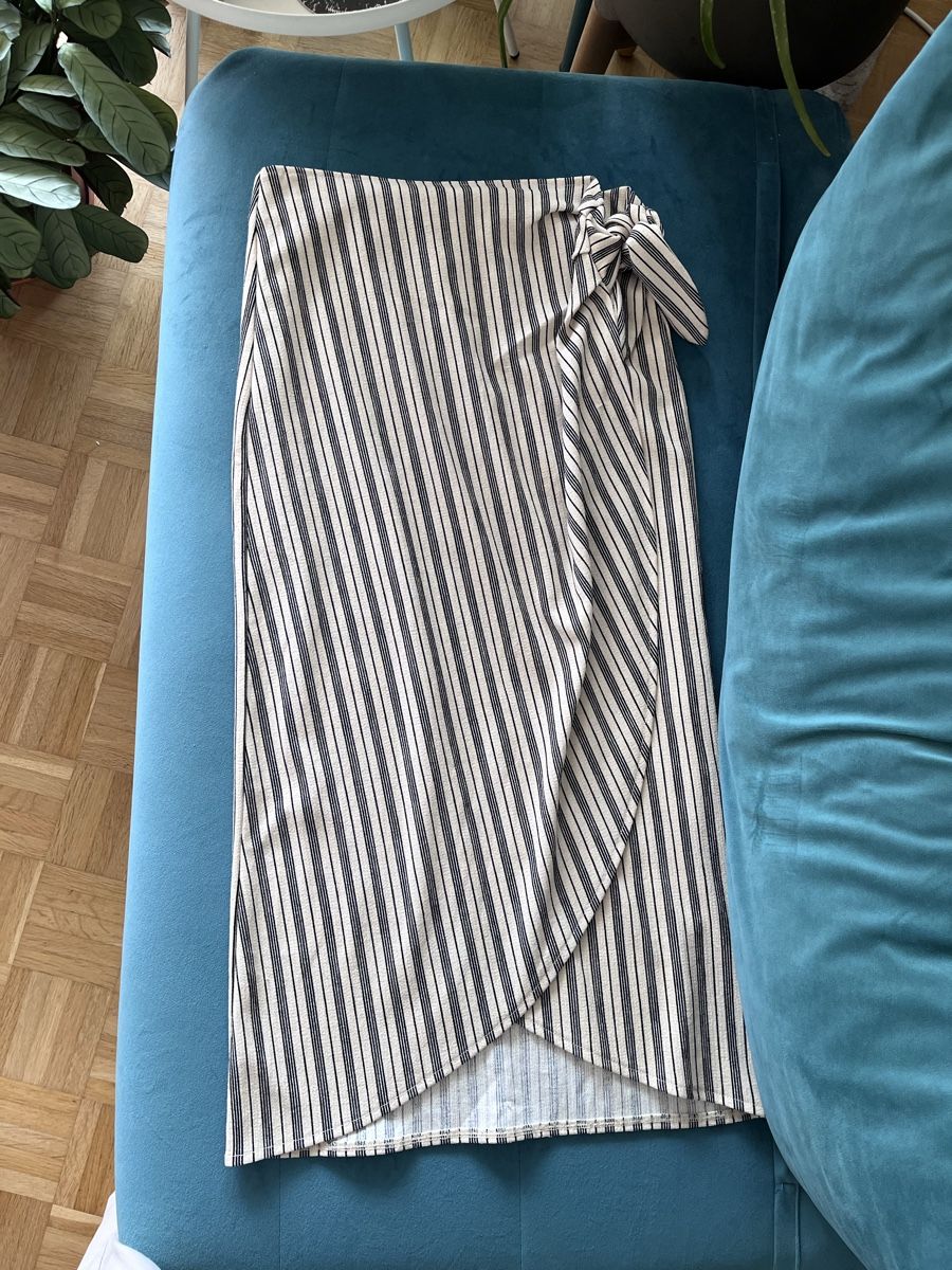 H&M Röcke: Wrap skirt TS – Neu (gemäss Beschreibung) aus Lausanne von jen_jeon 1