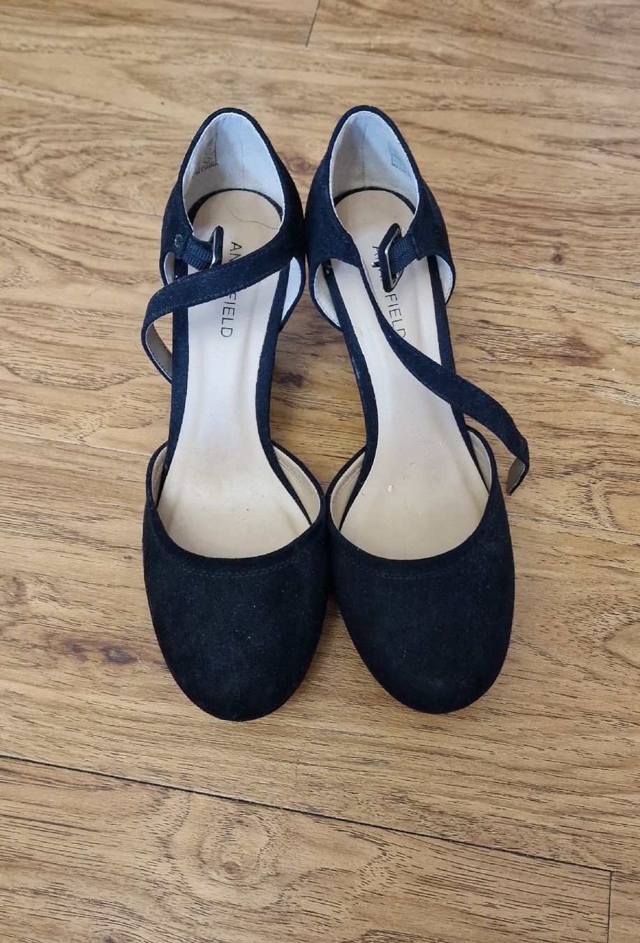 Scarpe da donna: Anna Field Wildleder Pumps Gr. 37 Schwarz – Usato da Wald ZH venduto da Cjp 2