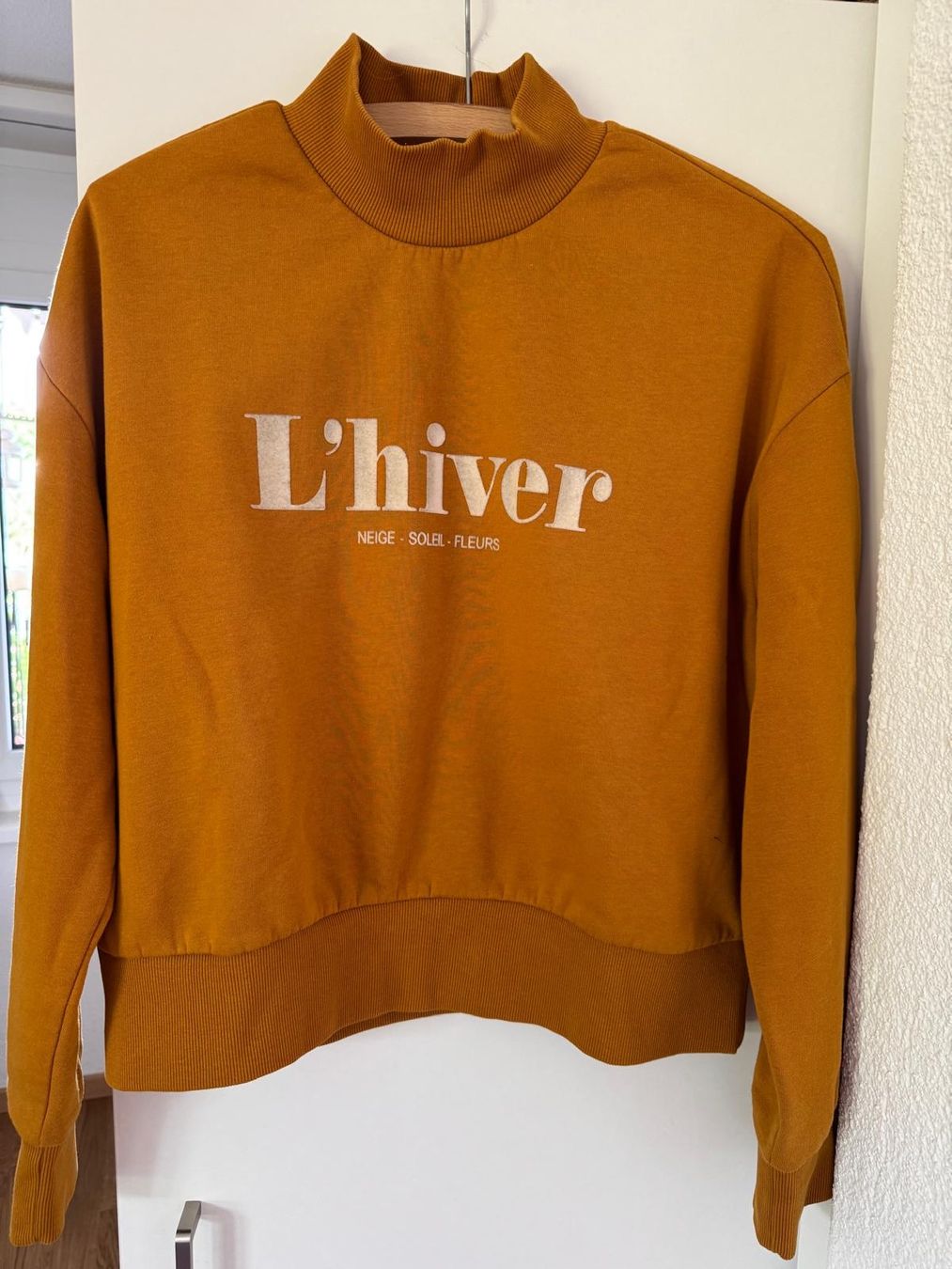 H&M Maglioni & Felpe: Pullover. Senffarbe. Grösse M. – Usato da Zürich venduto da Sunnyflower97
