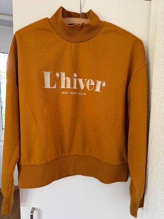 Pullover. Senffarbe. Grösse M.