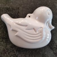 Weisse Keramik Ente Backofen / Puddingform 5 dl