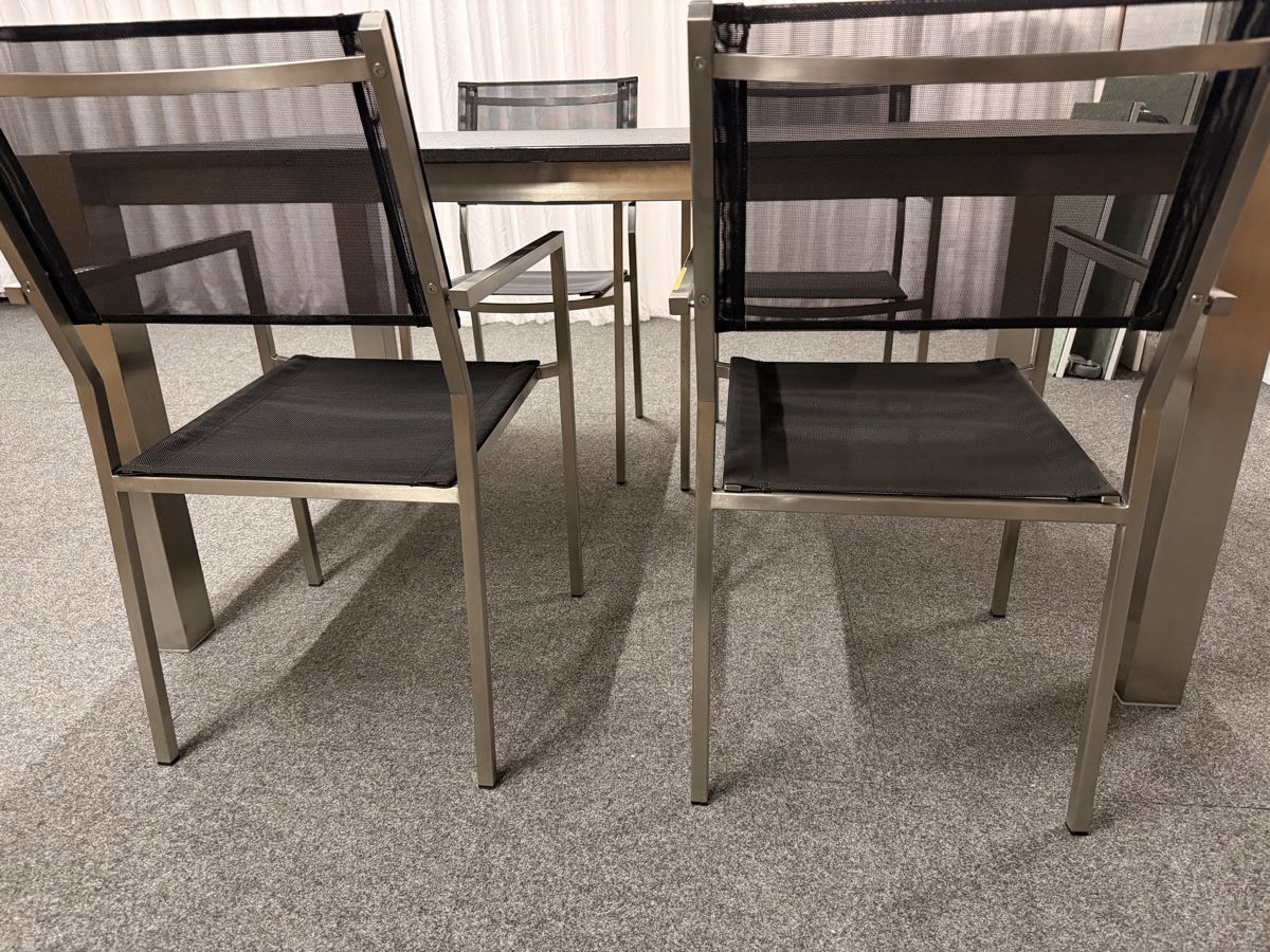 Gloster Set de table et chaises: Granit Tisch mit Stühle Gloster  – D'occasion à Luzern par Emelie77 4
