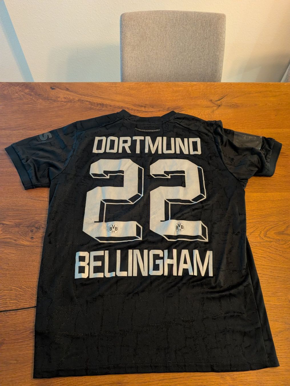 BVB Maillots de corps & Pantalons: BVB Sondertrikot Kohle & Stahl Bellingham – Neuf (Voir description) à Ballwil par rafla95 3