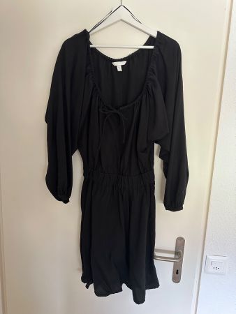 H&M Oversized Kleid Schwarz S mit Puffärmel