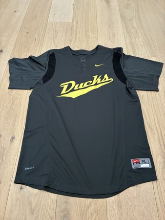 NIKE Baseball Jersey