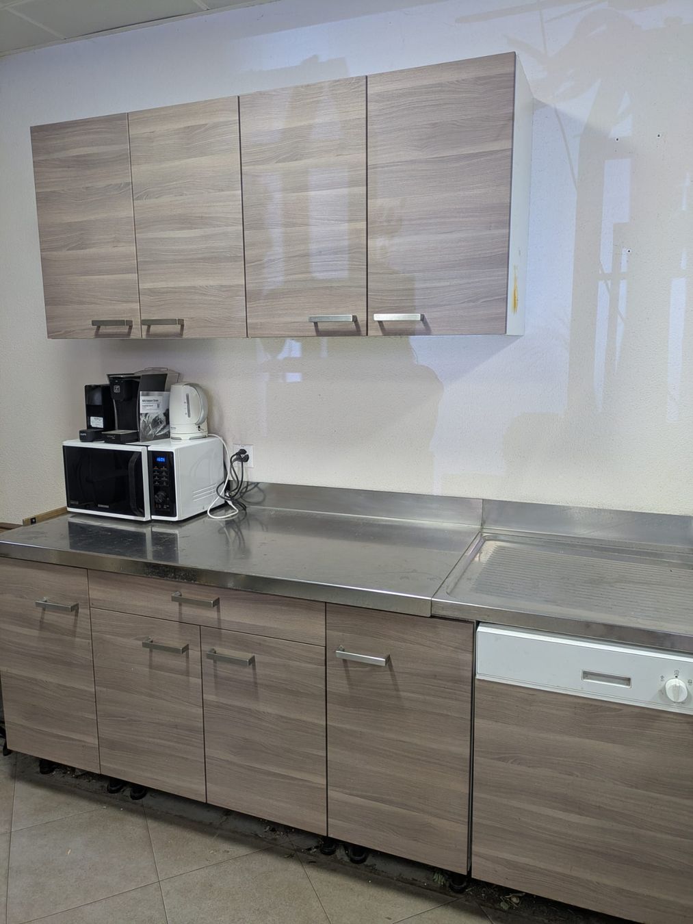 Cucine complete: Küchen Ablage, Regale, Geschirrspüler – Usato da Rüti ZH venduto da kunstreich_8630