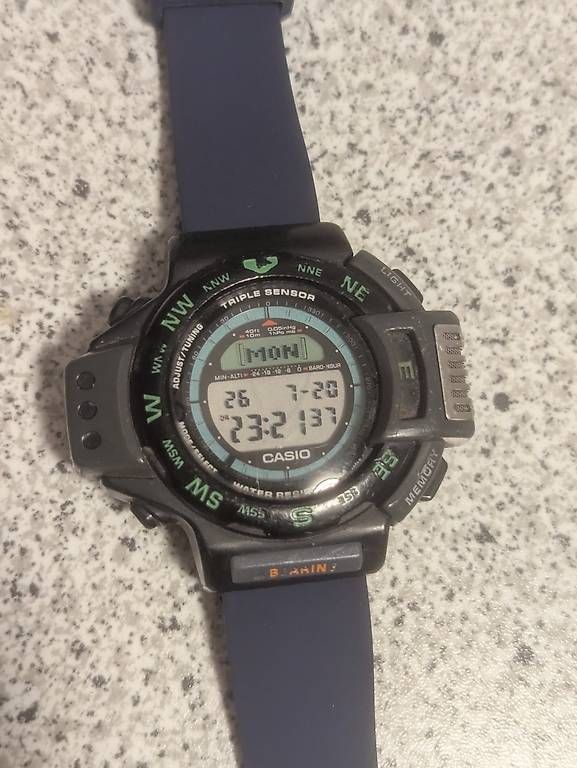 Casio Orologi: Vintage Casio Compass Watch ATC-1000 Japan – Usato da Aeugst am Albis venduto da ger_lr2j