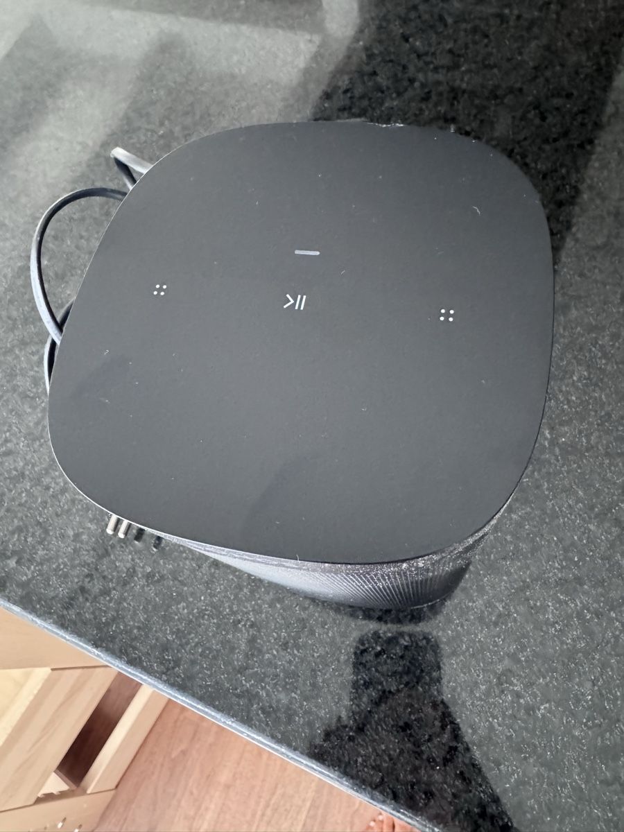 Sonos Casse acustiche: Sonos One SL Lautsprecher schwarz defekt – Usato da Luzern venduto da raquel.m 1