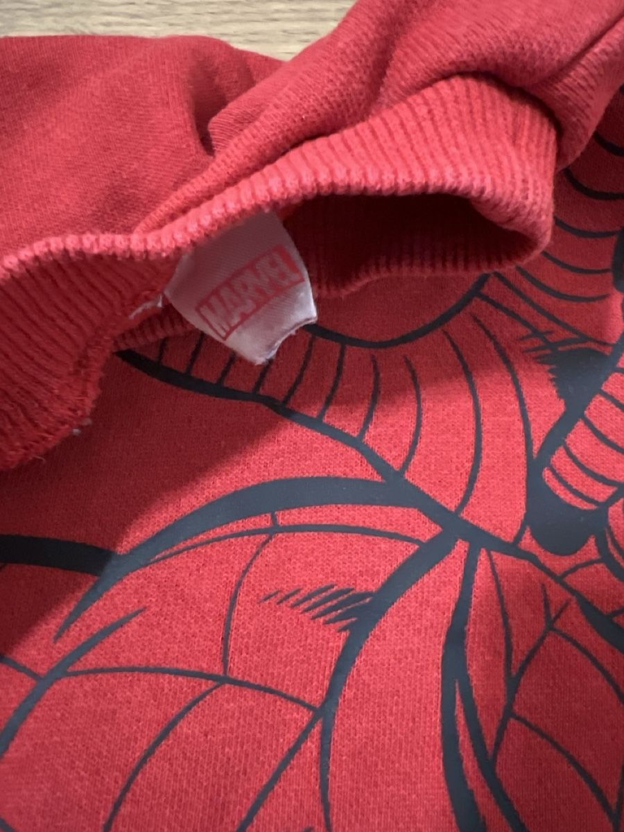 Maglioni & Felpe: Marvel Spider-Man Pullover, Gr 110, Top Zustand! – Usato da Oensingen venduto da katepe 2