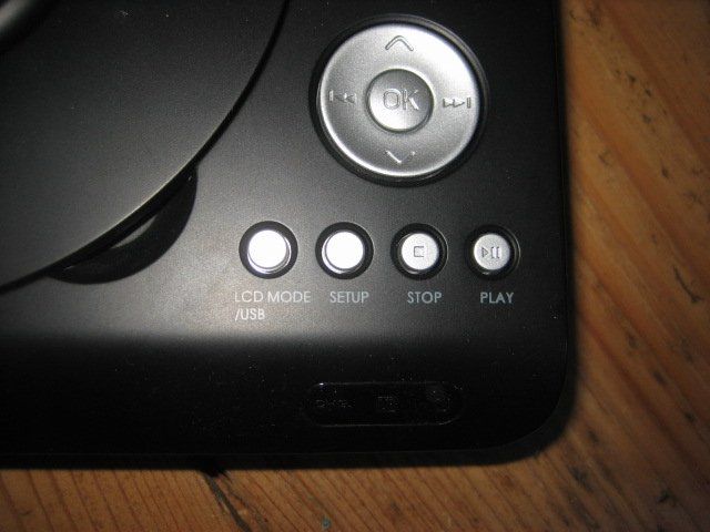 Lettore multimediale portatile: Tragbarer DVD Player Dixom DVD-705SL – Usato da Winterthur venduto da pf02 6