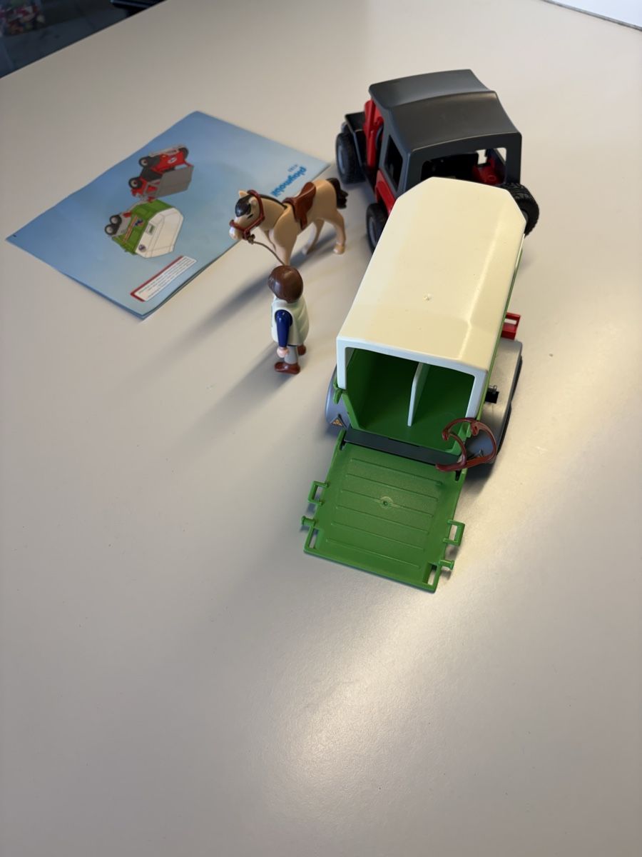 Playmobil Giocattoli: Playmobil Pferdeanhänger – Usato da Solothurn venduto da tab_8zc7 3