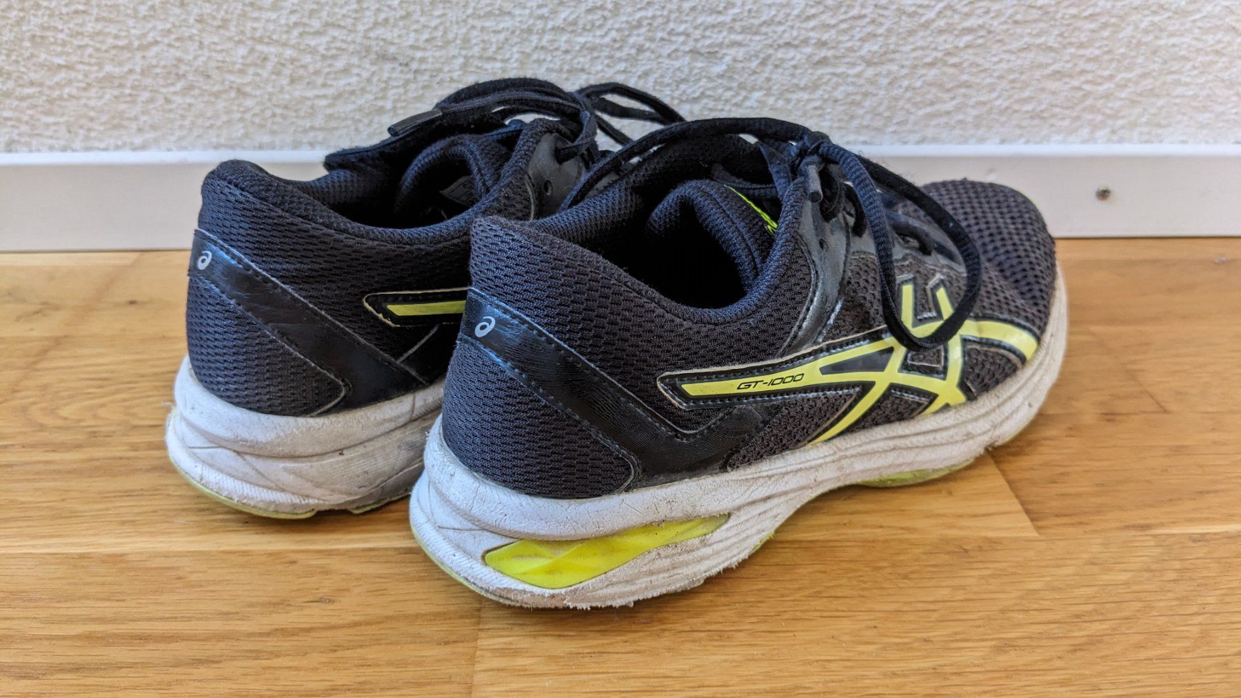 Asics Herrenschuhe: ASICS Sportschuhe Gr.36 – Gebraucht aus Sutz von Rawypp 2