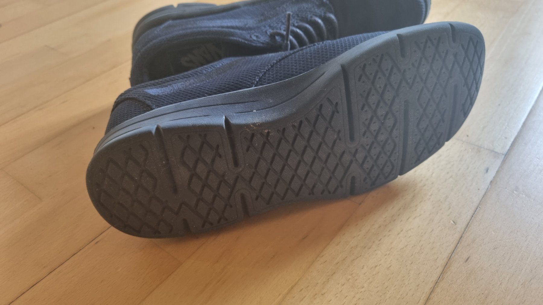 Vans Scarpe da donna: Vans Turnschuhe 38.5 gebraucht – Usato da Wohlen AG venduto da stephanieAG 3
