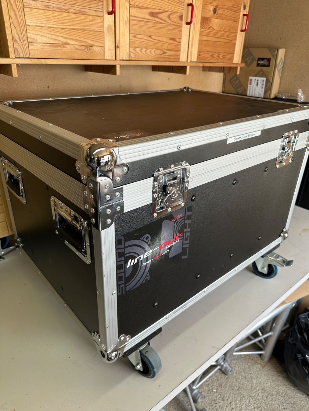 Showtec Lampen: Showtec Stage Blinder 4 DMX – Gebraucht aus heiligenschwendi von Line-out 7
