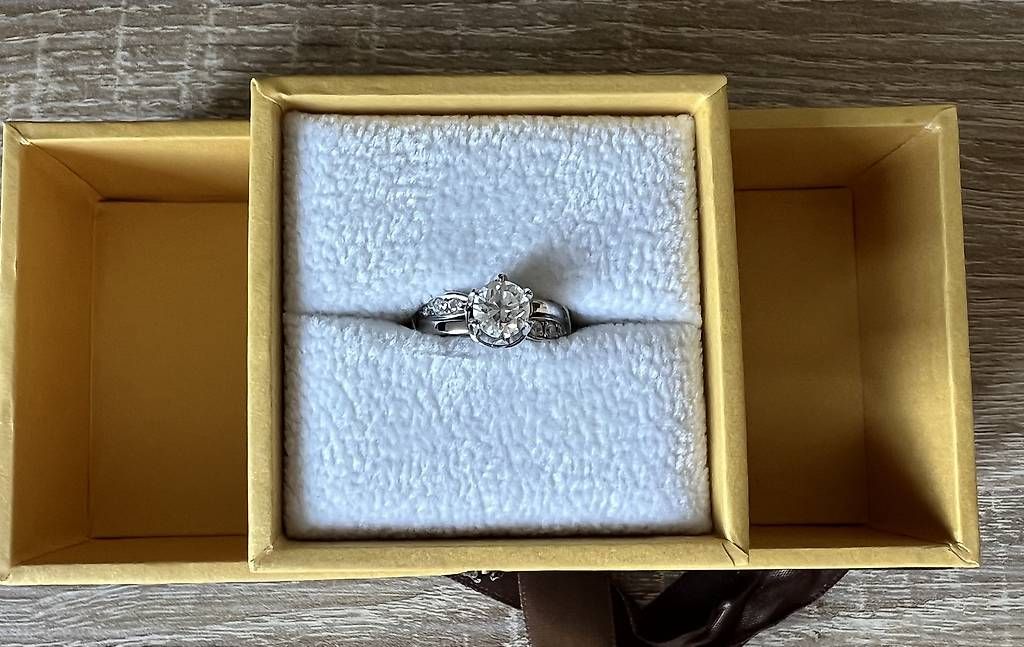 Ringe: Verlobungsring  – Gebraucht aus Zürich von flo_y6yc 4