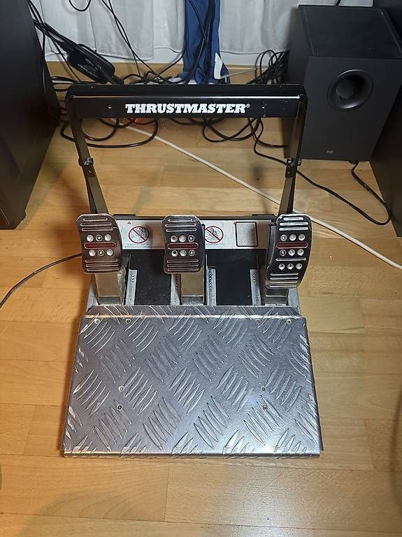 Controller: Thrustmaster T300 Base + T3PA-PRO Pedale – Usato da bachenbülach venduto da G4609 1