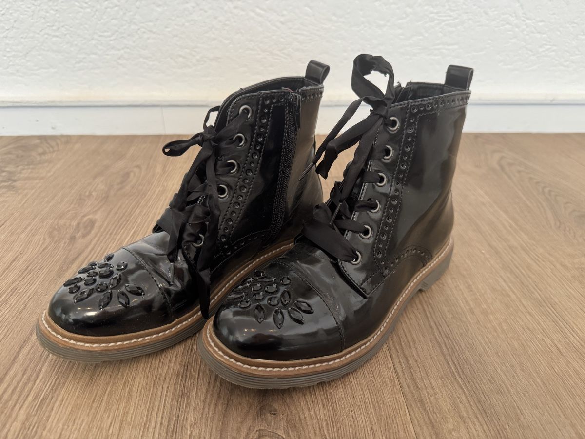 Scarpe da donna: Limelight Stiefeletten Gr. 38 – Usato da Fislisbach venduto da KolibriSecondhand