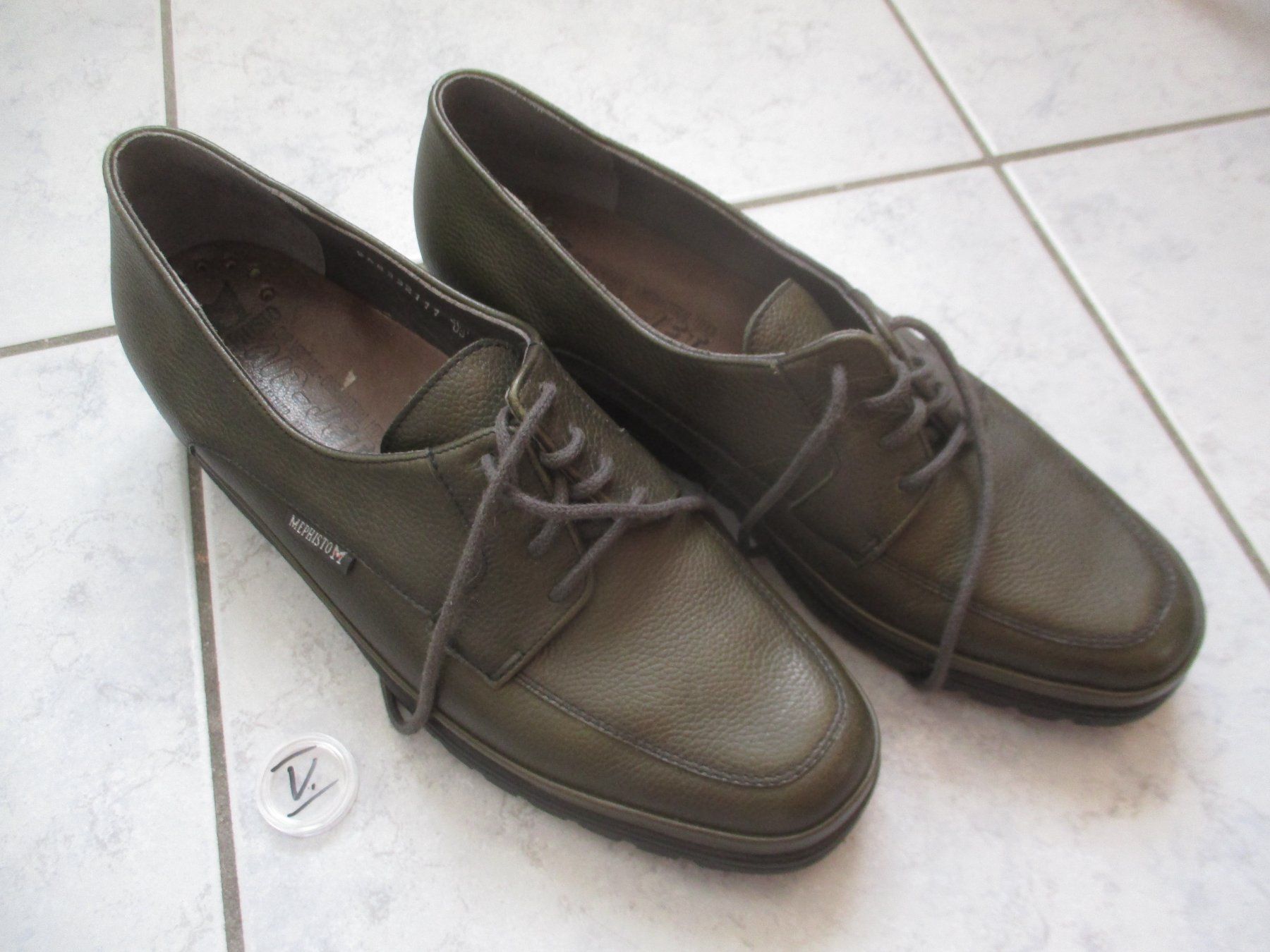 Mephisto Scarpe da donna: Damenschuh Mephisto Grösse 7 – Usato da Birsfelden venduto da alles-muss-raus