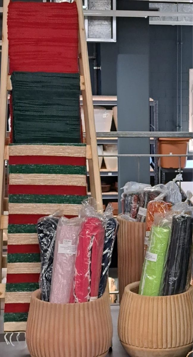 Tappeti: Teppiche handgewoben aus recycelten Materialien  – Nuovo e nell'imballaggio originale da Arlesheim venduto da Rohy2005 5
