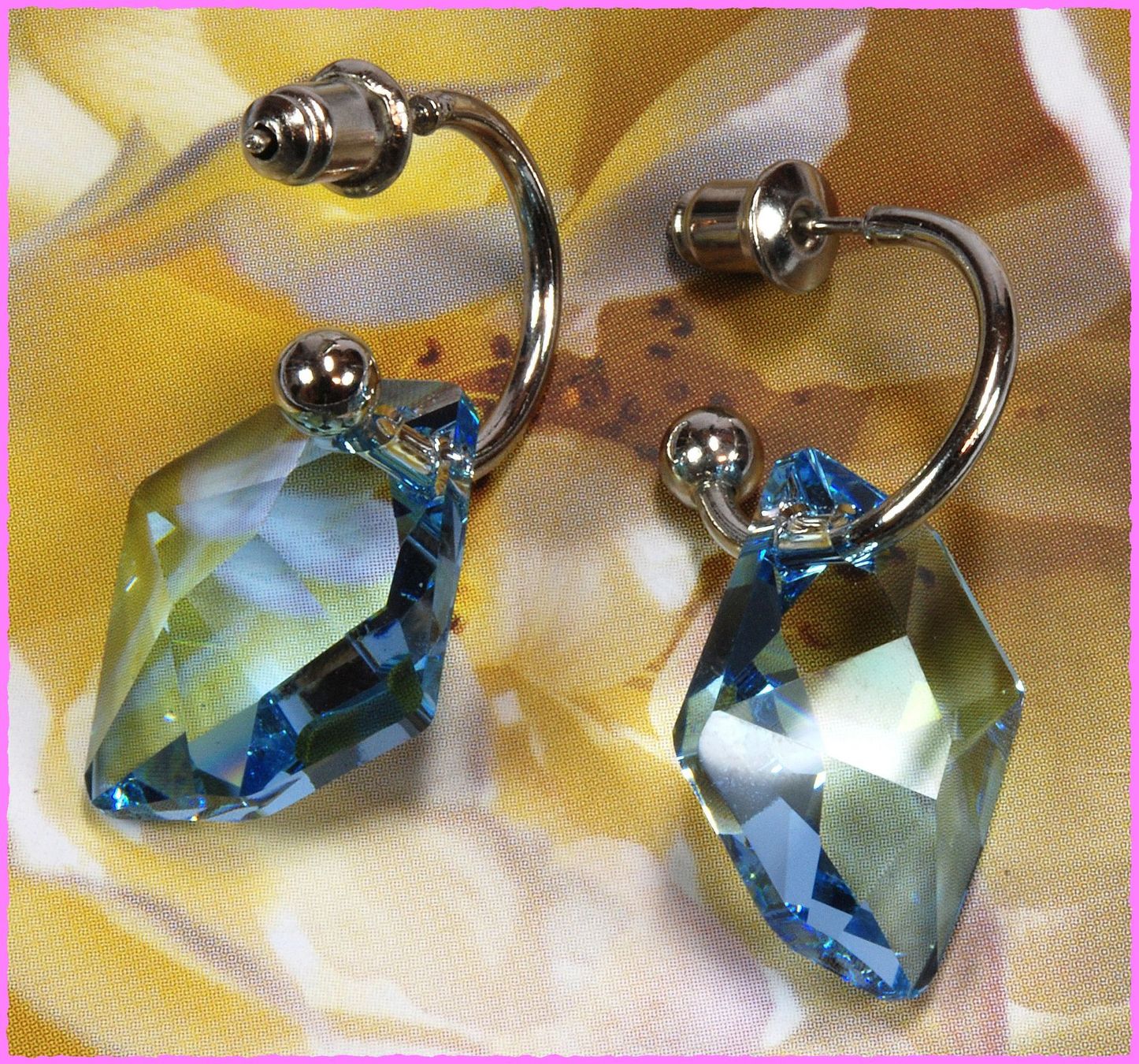 Ohrringe & -stecker: Bezaubernde Ohrstecker mit Swarovski Elements Crystal – Neu und originalverpackt aus Oberglatt ZH von Diamond-Girl 1