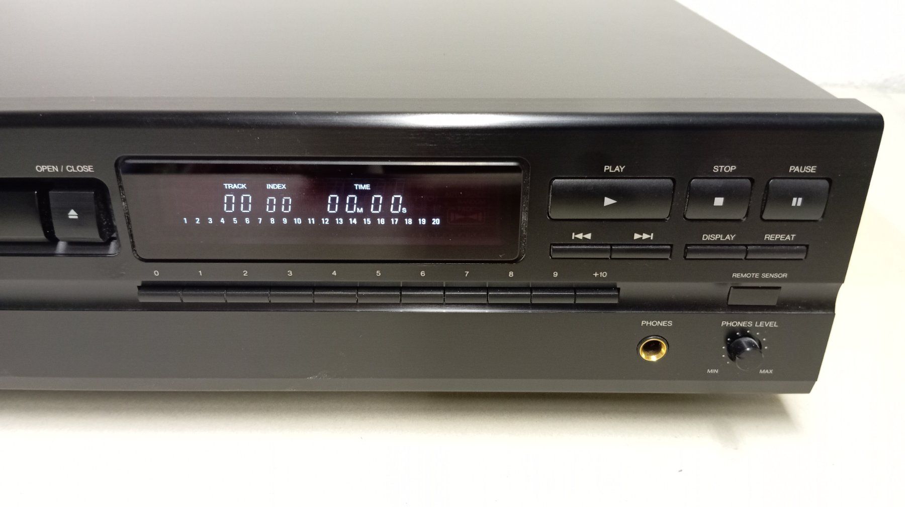 Denon Audio- & Mediensysteme: DENON CD-Player DCD-1015 – Gebraucht aus Stilli von Mos1 3