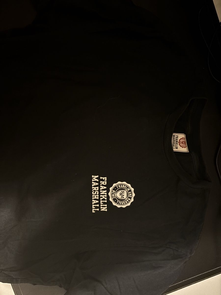 T-shirt: Franklin Marshall T-Shirt Schwarz, Grösse S – Nuovo (secondo la descrizione) da Kehrsatz venduto da ale_zpc6