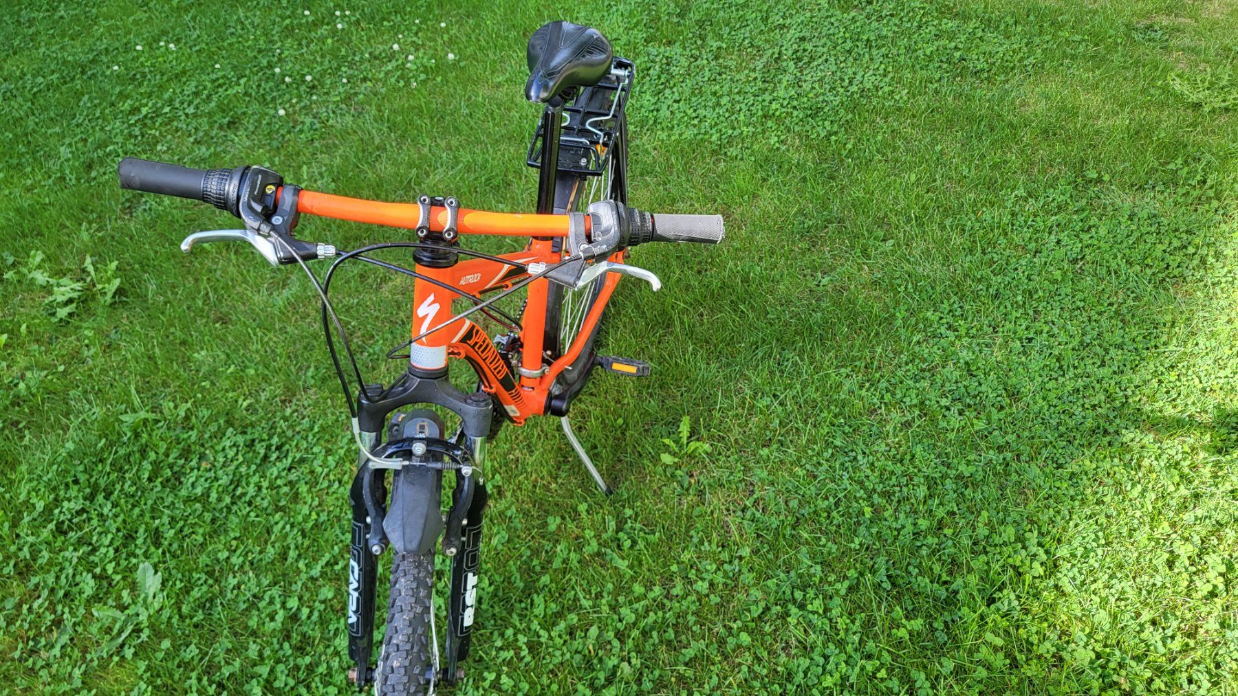 Specialized Biciclette: Hotrock Specialized Mountain bike 24'' – Usato da Bassersdorf venduto da  8
