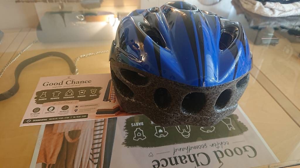 Caschi: Velohelm – Usato da Grenchen venduto da Zombiepolizist 1
