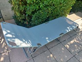 Faltliege Sonnenliege Stoff Metall Gestell grau Outdoor