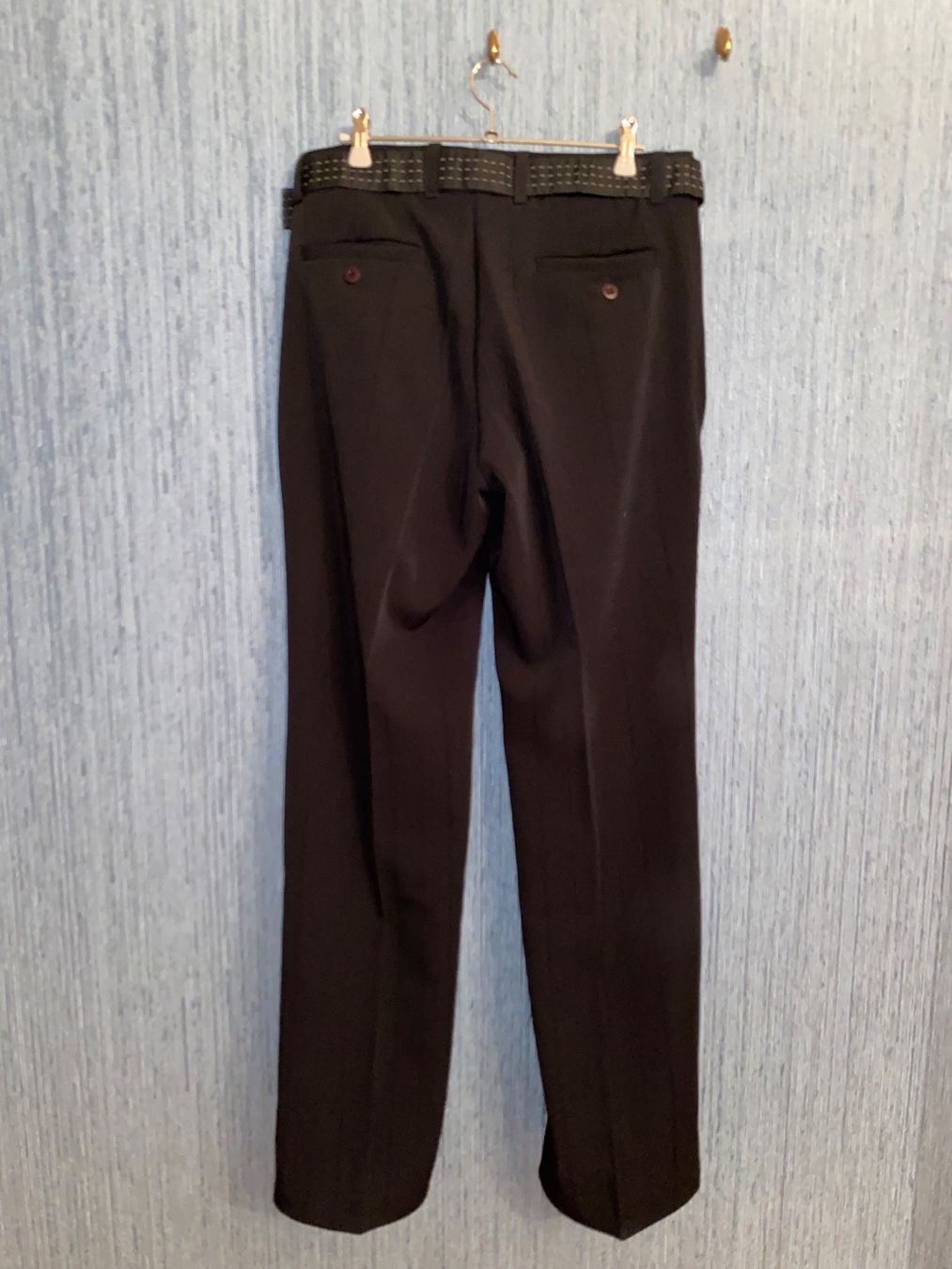 Hosen: Pantalon noir élégant avec ceinture intégrée – Neu (gemäss Beschreibung) aus Genève von TheMattiBoutique 1