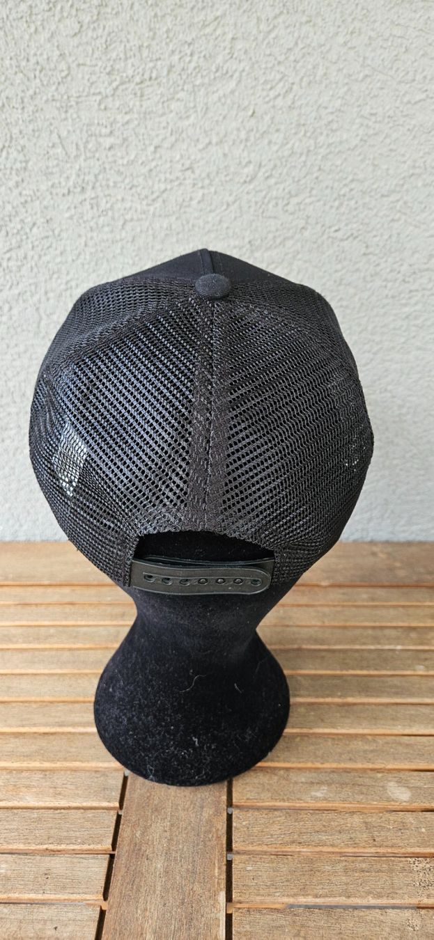 Hüte, Mützen & Caps: Casquette noire trucker style – Gebraucht aus Riddes von LuXuriousExcess 2