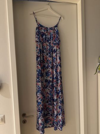 Schwangerschafts Maxikleid mit Blumenmuster