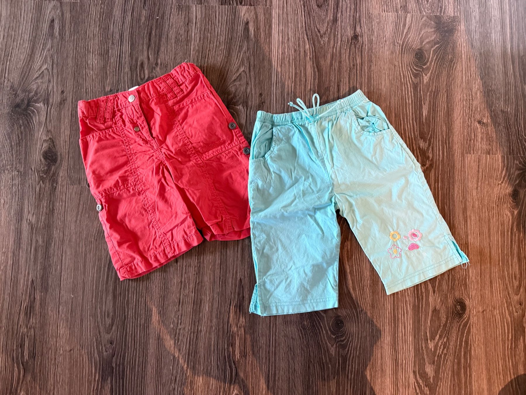 Lotti & Set di vestiti: Lot short 98 – Usato da Chermignon-Bas venduto da mioumiou34