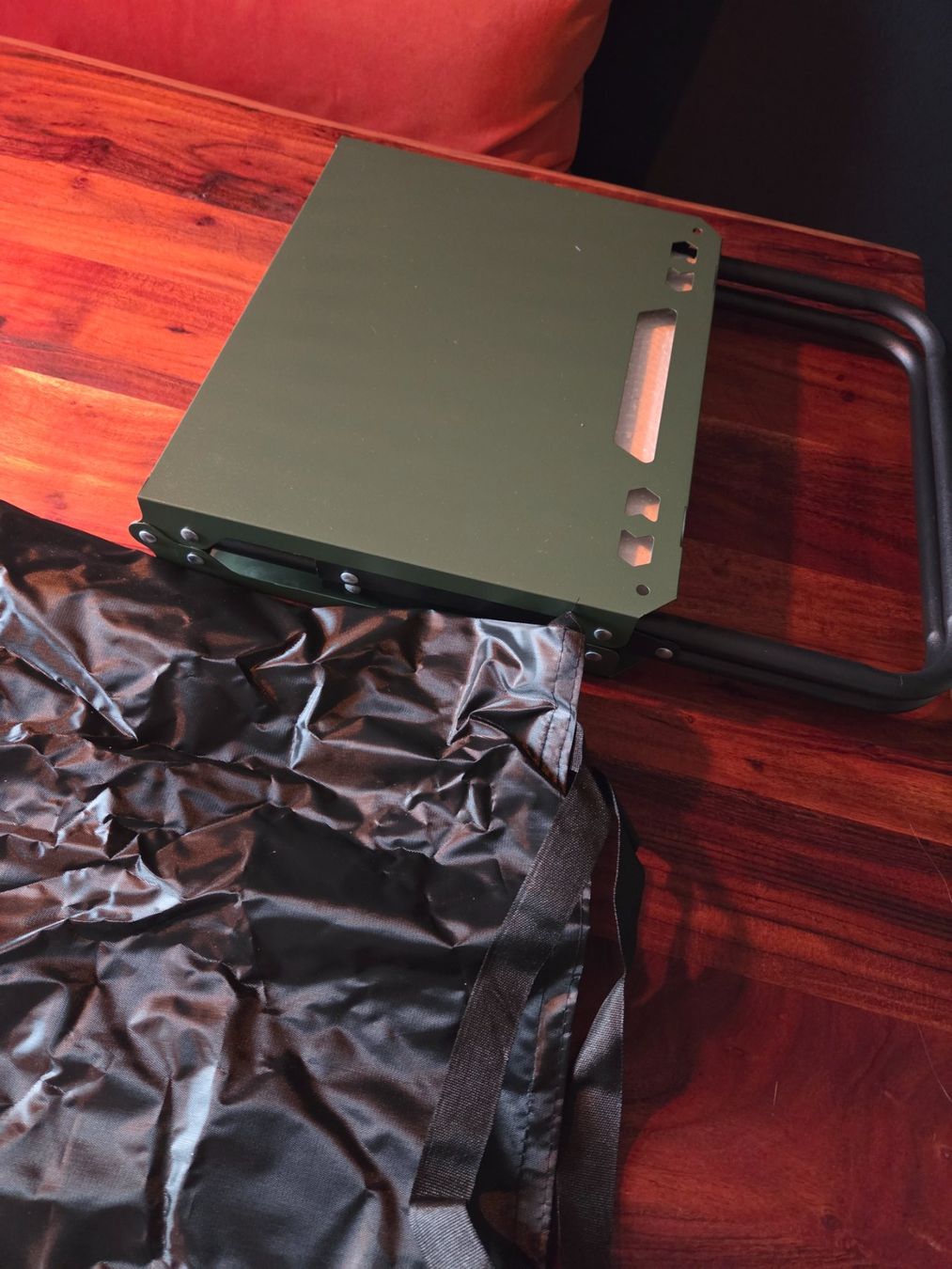 Tische: Kleiner Campingtisch Metall, neu – Neu (gemäss Beschreibung) aus Luzern von PCP_666 2
