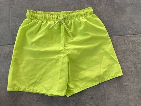 Tolle Badehose für Jungs (Gr. 122/128)
