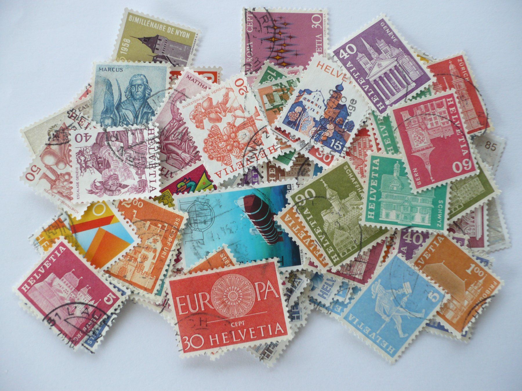 Tous les timbres: Schweiz ca. 300 gest. Marken – D'occasion à Zürich par saltandpepper008 1