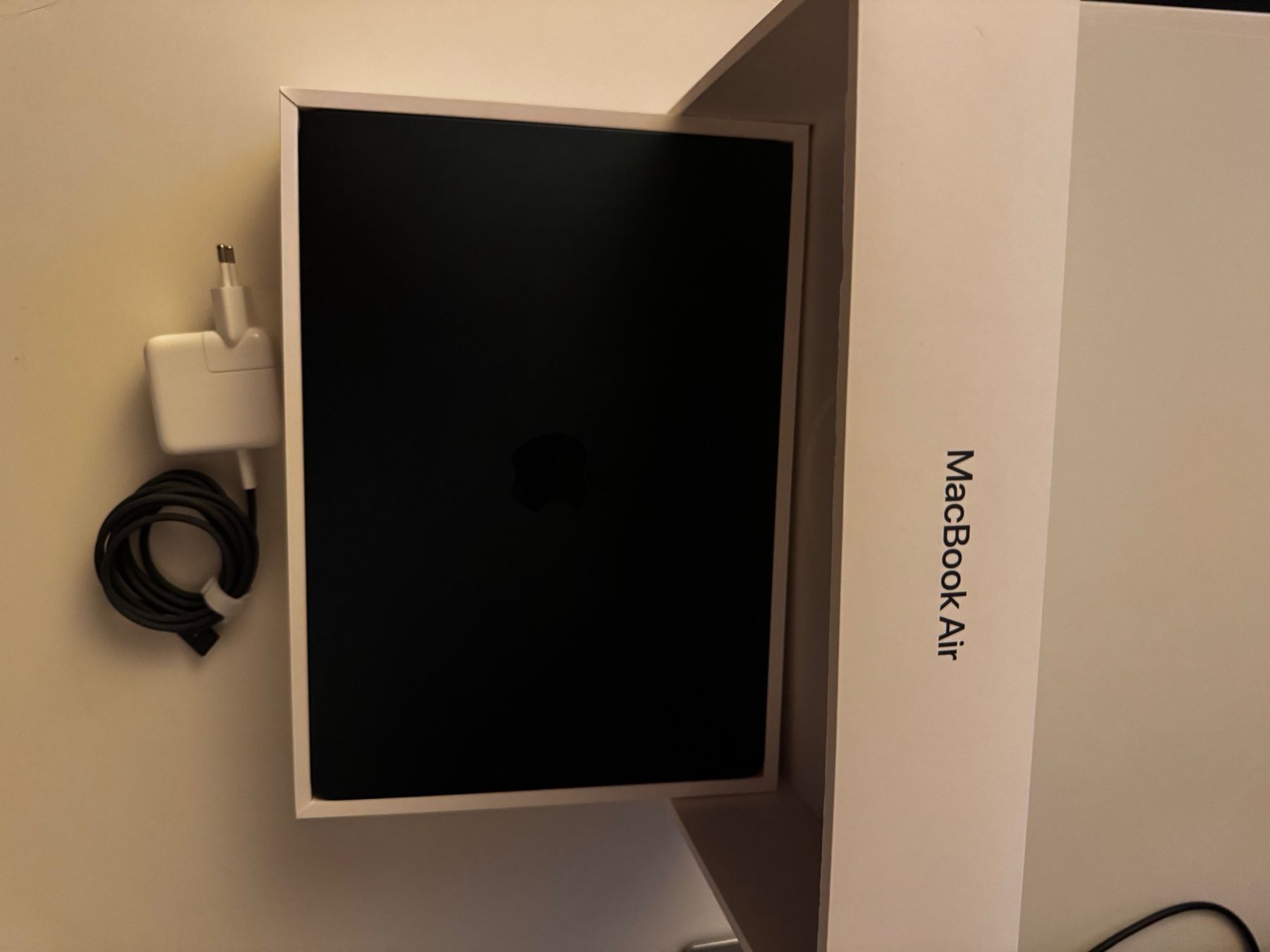 Apple Portables: APPLE MacBook Air M3 – D'occasion à Muttenz par Mirc99 5