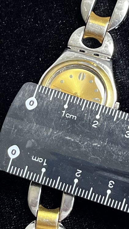 Swatch Montres: Vintage Swatch Damenuhr, Gold/Silber – D'occasion à Grenchen par chththl 2