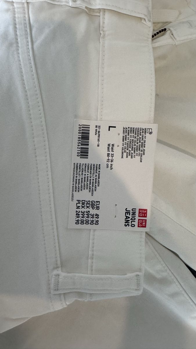 Uniqlo Jeans: Neue Uniqlo Hose. Grosse L – Nuovo e nell'imballaggio originale da Brugg AG venduto da GiovanniVercetti 3
