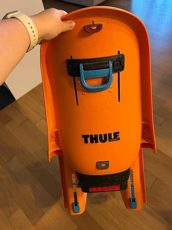 Pièces détachées: Thule Fahrradsitz  – D'occasion à Benken SG par dan_smh7 1