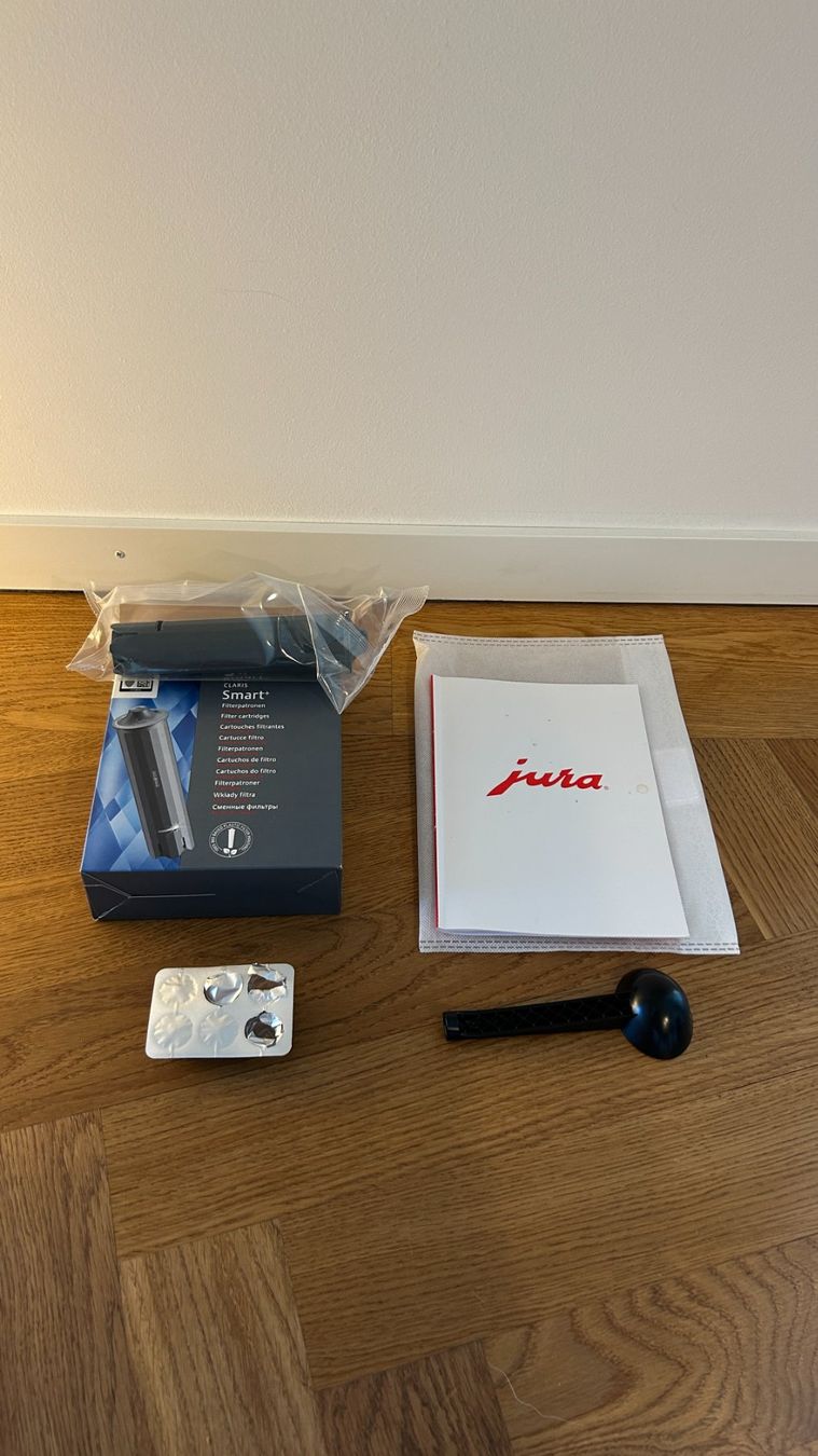 Jura Machines à café & Machines à expresso: Jura E4 Kaffee-Vollautomat – D'occasion à Zürich par vivamatu 8