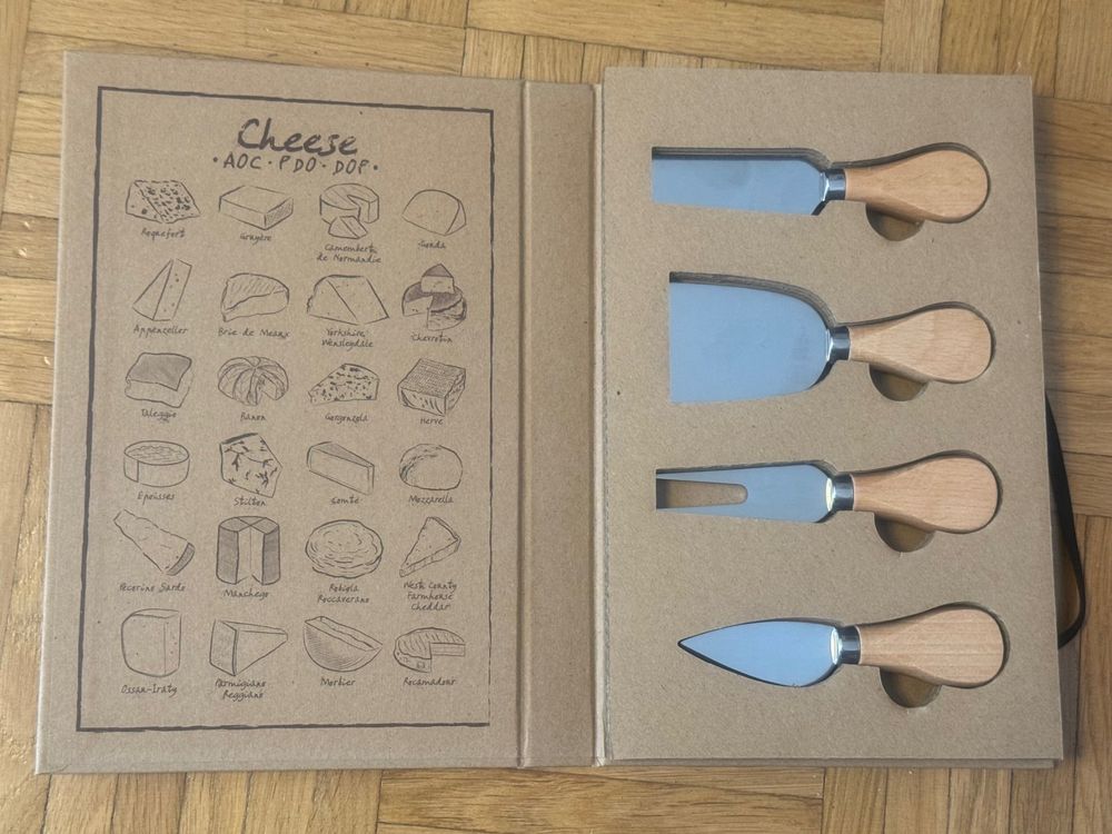 Versilbertes Käsepicker-Set 9-teilig – Mit Käse & Maus Motiv, Von H.Bauer Jun., Für Partys & Buffets