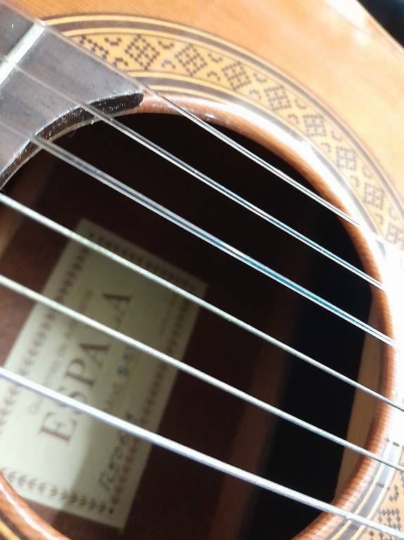 Strumenti musicali: Guitar clasique enfant – Usato da Lausanne venduto da EdwinBOSU 4