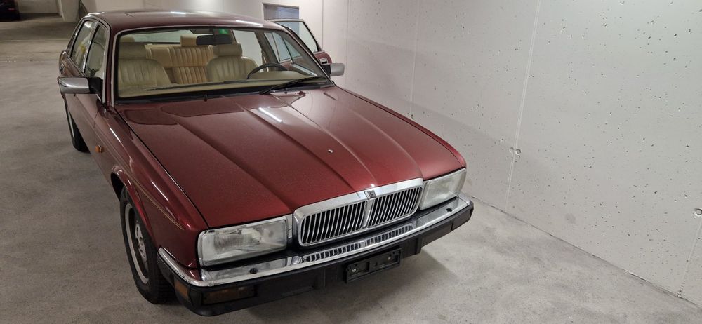 Jaguar 4.0i Sovereign, rot, wie neu, XJ 4,0 lt, MFK-neu,1992