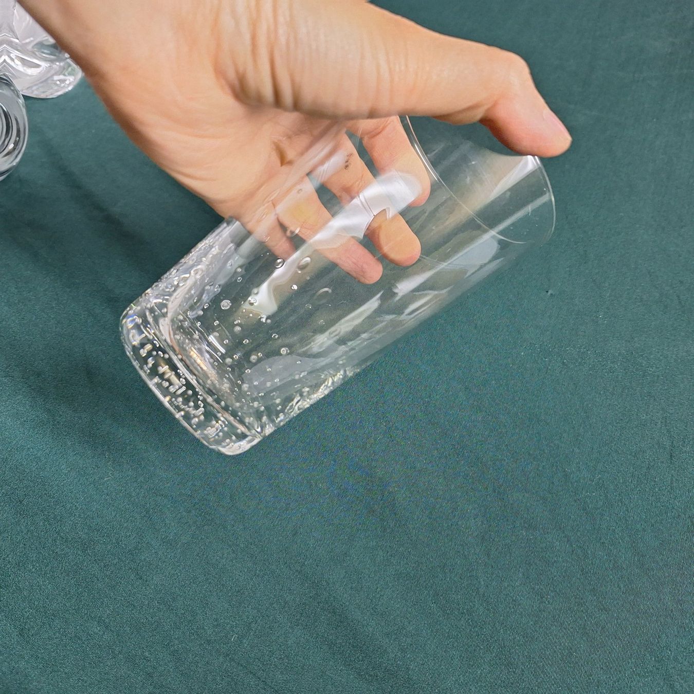 Verres: 2 grosse Trinkgläser mit Lufteinschlüssen, Bläschenoptik – D'occasion à Winterthur par ric_rl7n 2