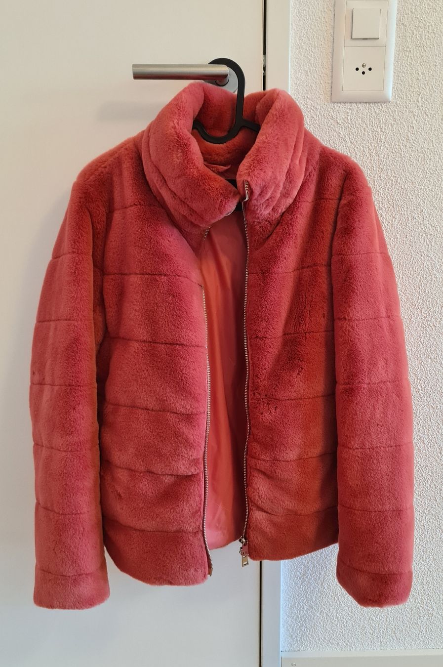 Fuchs Schmitt Cappotti: 🔥Fuchs Schmitt Halbmantel Pelzmantel – Nuovo (secondo la descrizione) da Zug venduto da opo_cy5d 1