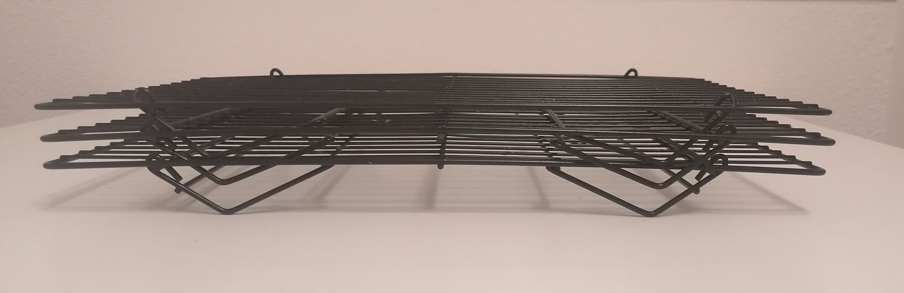 Teglie da forno: 3 Abkühlgitter 40 x 25,5 cm – Usato da Schwarzenegg venduto da musi09 1