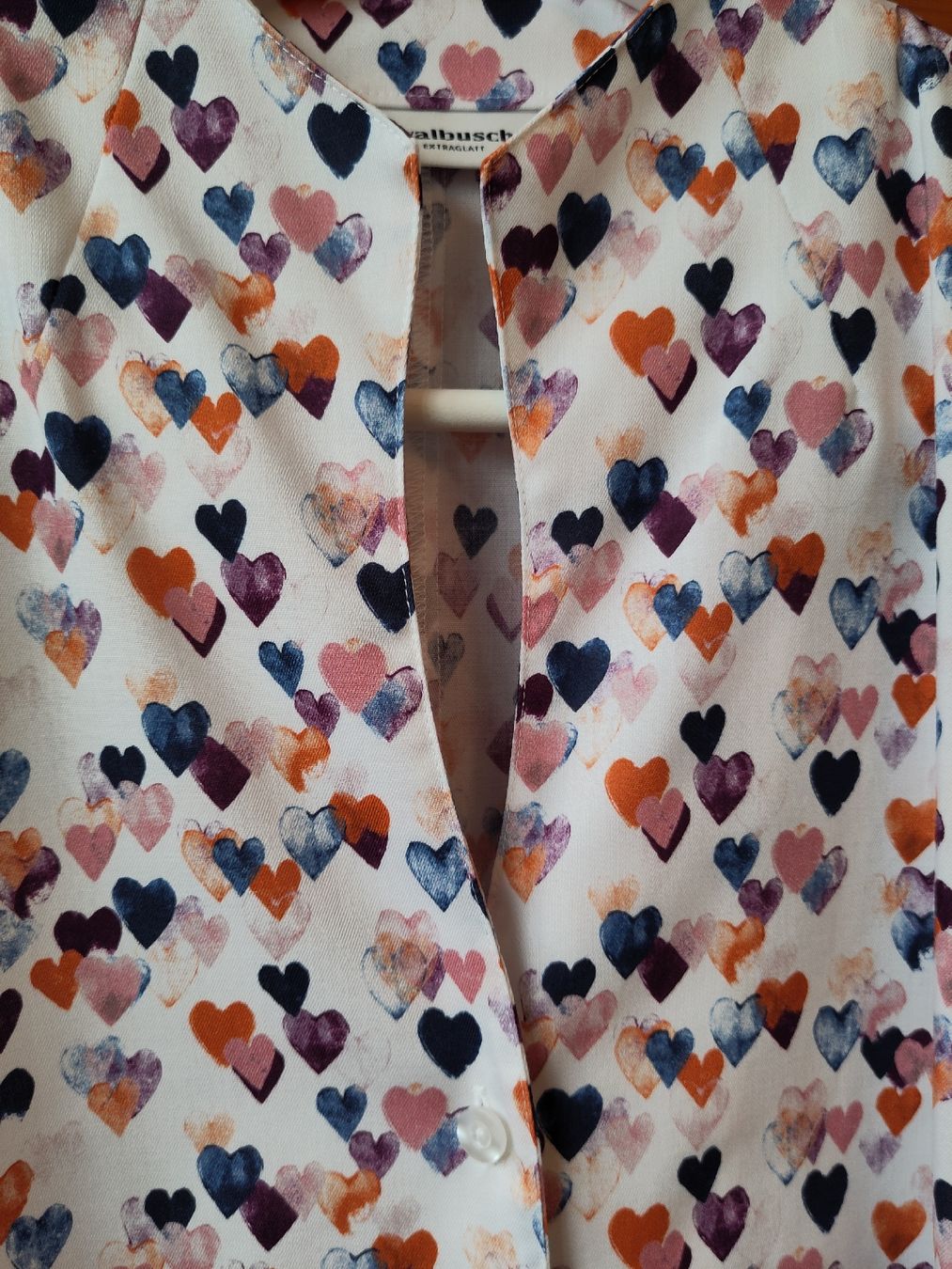 Walbusch Camicette: Walbusch Bluse mit Herzenmuster, Gr. 36, neuwertig – Nuovo (secondo la descrizione) da Aarburg venduto da mar_xc9j 2